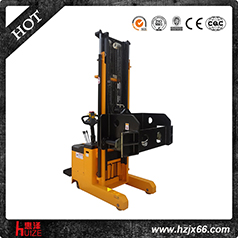 石膏板樓板專用全電動堆高車(夾抱翻轉90度式) 石膏板樓板專用全電動堆高車(夾抱翻轉90度式)